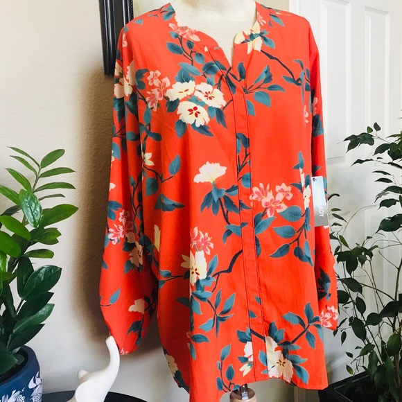 SOHO LADY Tops - Women’s Split Neck Floral Blouse with 3/4 sleeves